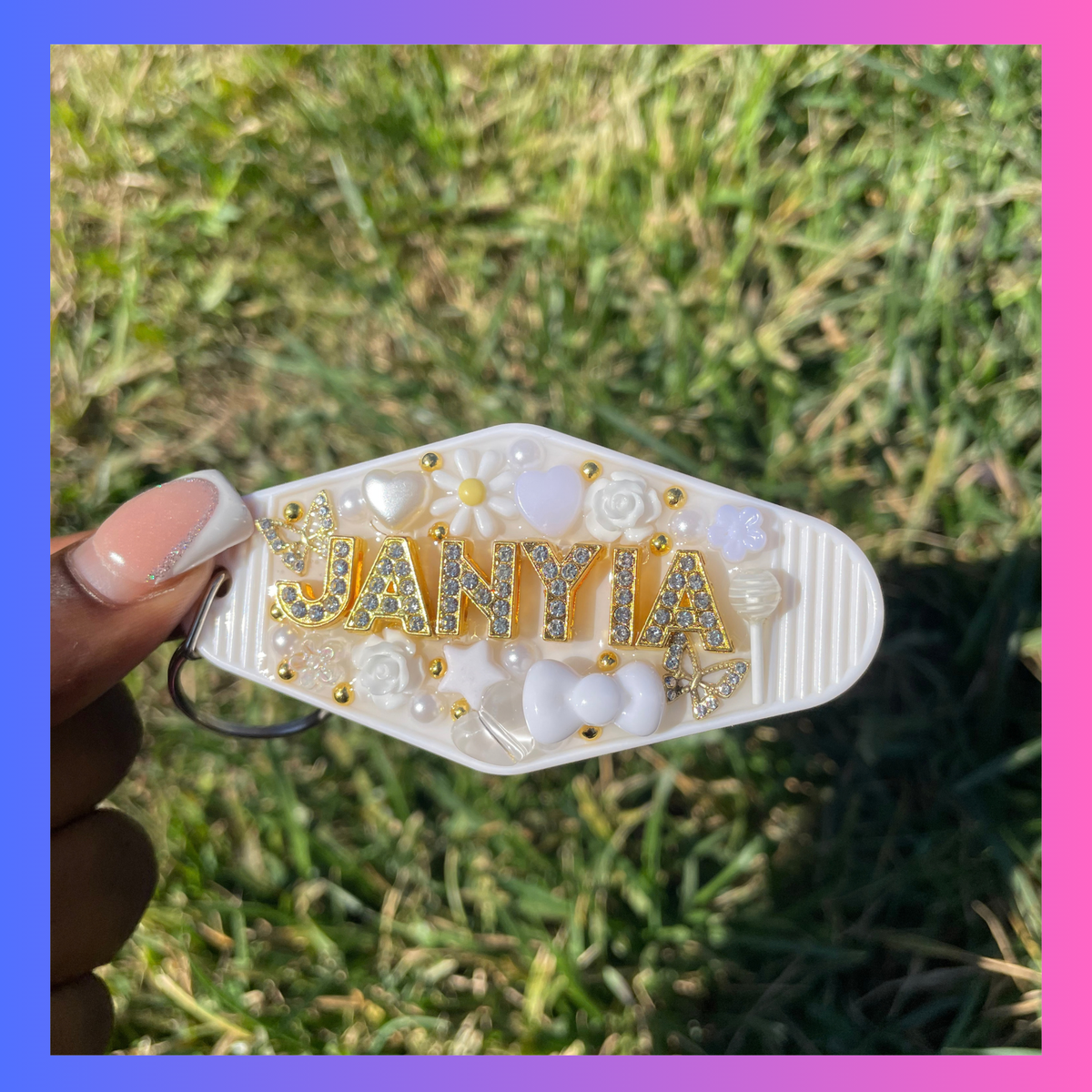 Junk Keychain - White